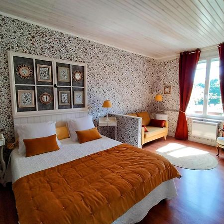 Le Clos Lauradiere Cormeilles  Exterior photo